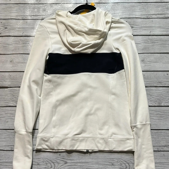 🌻 NIKE Cream/Black “Live Strong” zip up Hoodie sz. S - Picture 3 of 10